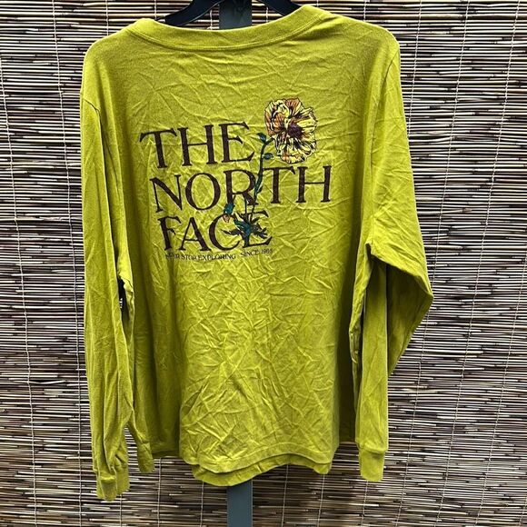The North Face Plus Size Graphic-Print Long-Sleeve Cotton Top - Mineral Gold/con - Picture 3 of 3